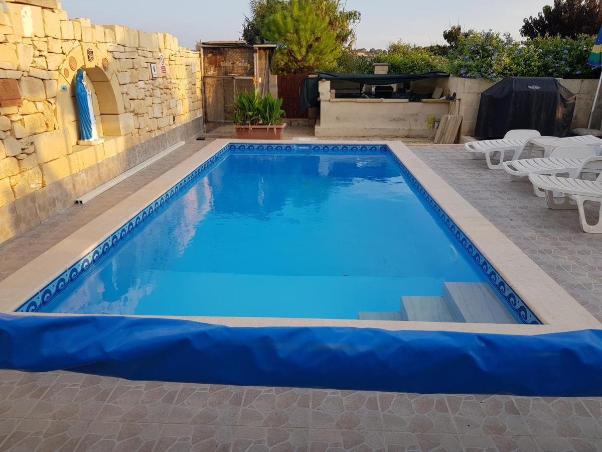 Auberge de Provence Pension Siggiewi Buitenkant foto