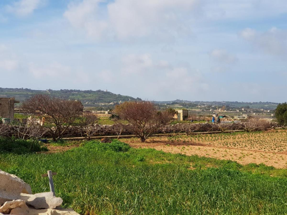 Auberge de Provence Pension Siggiewi Buitenkant foto