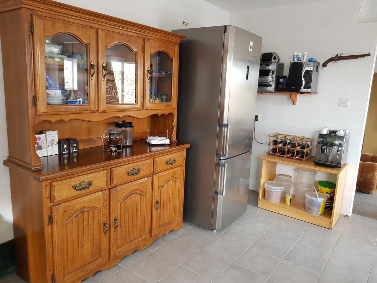 Auberge de Provence Pension Siggiewi Buitenkant foto
