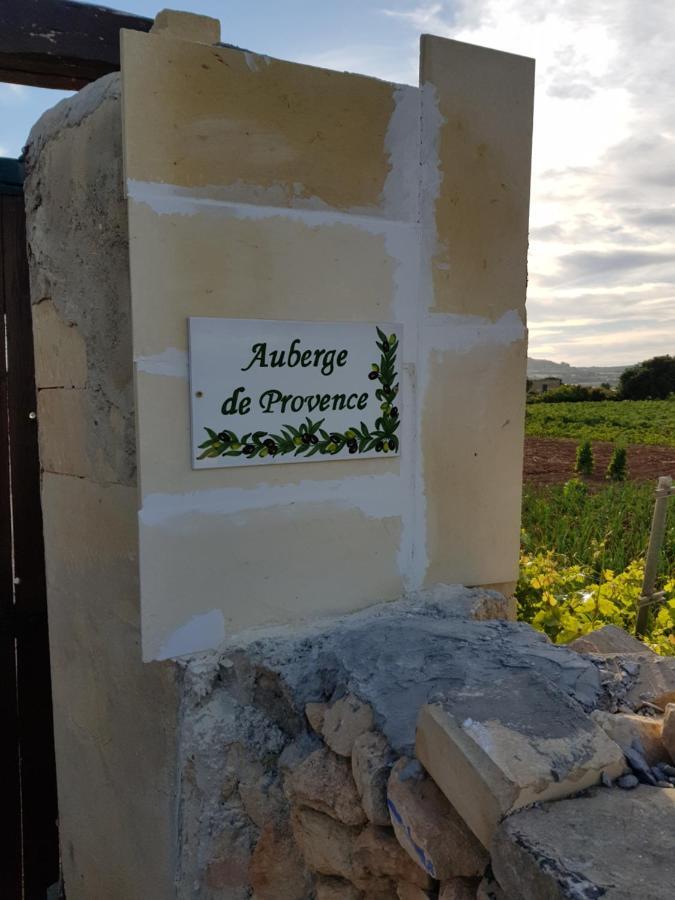 Auberge de Provence Pension Siggiewi Buitenkant foto